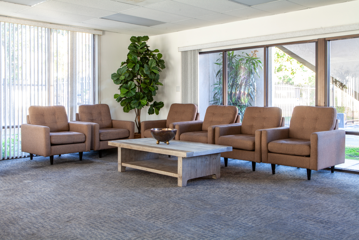 comfortable chairs at moment of clarity facility